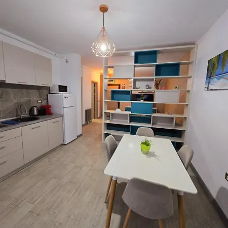 Daire Luxury Promenada Cu Piscina & *