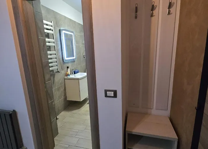 Luxury Promenada Cu Piscina & Daire Navodari