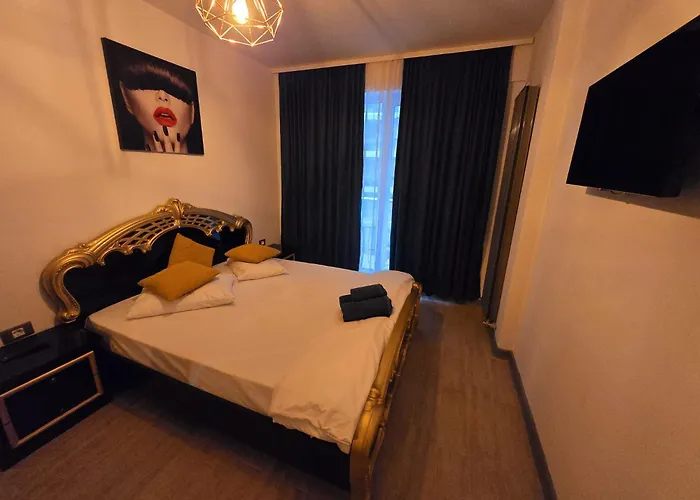 Luxury Promenada Cu Piscina & * Navodari