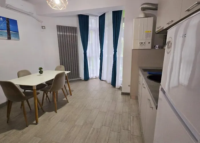 Daire Luxury Promenada Cu Piscina & Navodari