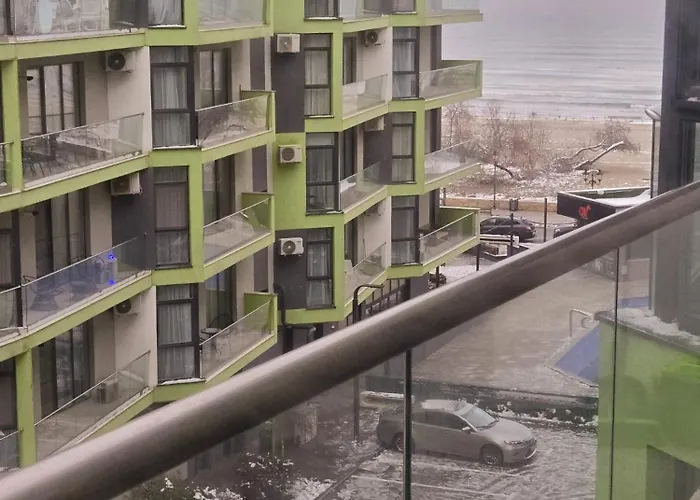 Luxury Promenada Cu Piscina & Daire *