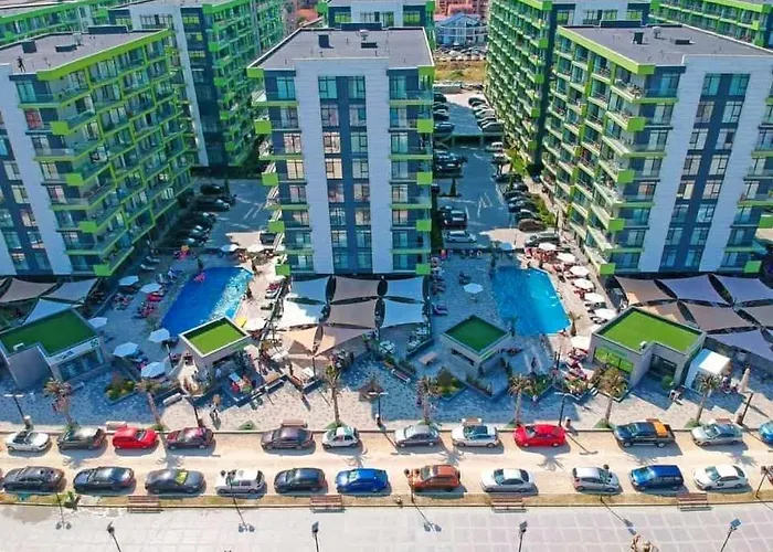 Daire Luxury Promenada Cu Piscina & Navodari